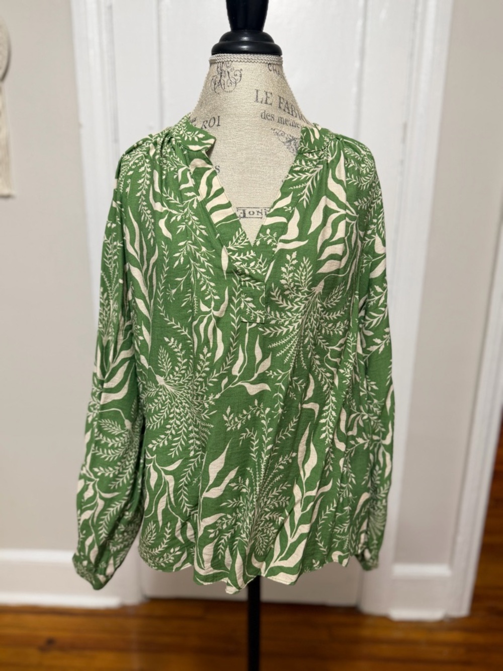 H&M Green and Cream Botanical V-Neck Tunic